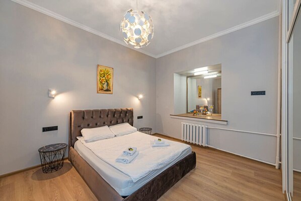 1 bedroom, iron/ironing board, free WiFi, bed sheets