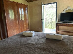 1 間睡房、熨斗/熨衫板、上網