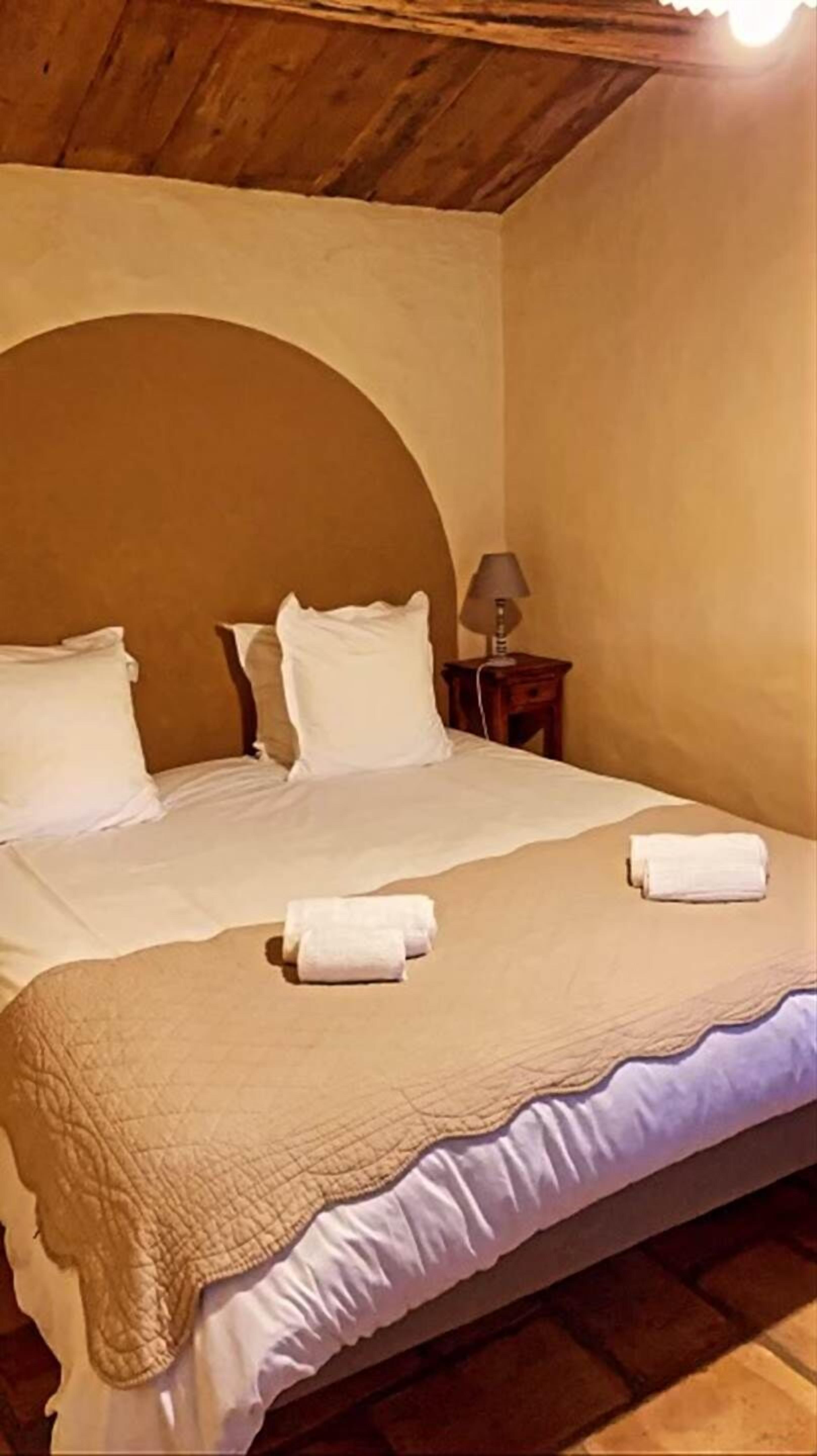 1 soverom, strykejern/-brett og internettilgang