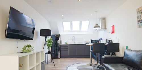  Old Silk - Superior Loft Studio