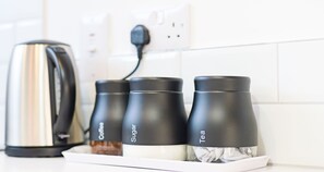 Kaffe og/eller kaffemaskine