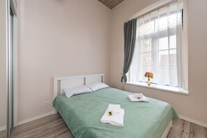 1 chambre, fer et planche à repasser, Wi-Fi, draps fournis