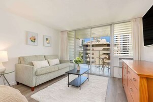 Apartment (1 Bedroom) | Living area