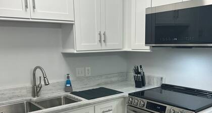River Breeze @ Kingsmill - updated 1 bed 1 bath condo - minutes to Busch Gardens