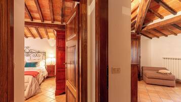 2 chambres, fer et planche Ă repasser, Wi-Fi, draps fournis