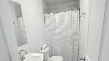 Hårtørrer, håndklæder, Sæbe, Shampoo