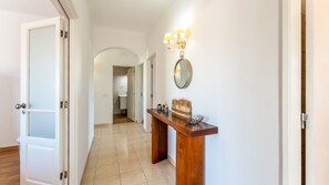 Interior - Apt T3 Luminoso c/Piscina Ferreiras by LovelyStay (Ferreiras)