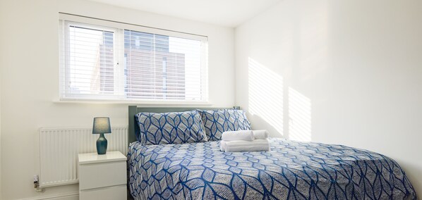 1 bedroom, desk, iron/ironing board, WiFi