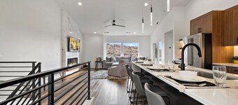 A Lazy Day Getaway along the Eagle Bike Park Hills