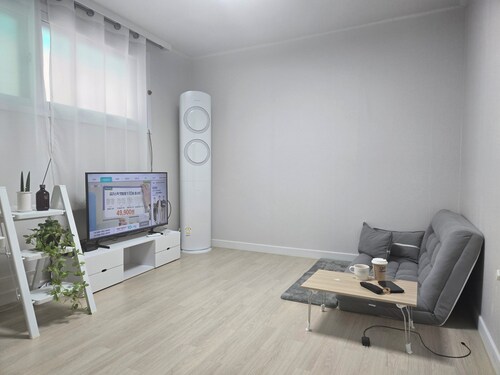 Seoul 3 Bedream House, 20 minutes away from Gangnam
Fast Internet, Soft Bedding