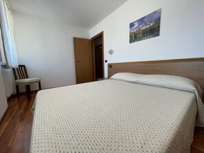 Apartamento, fumadores | 2 dormitorios