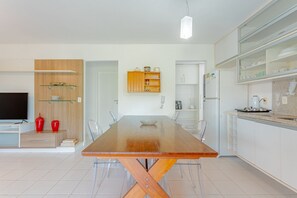 Fridge, microwave, oven, cookware/dishes/utensils