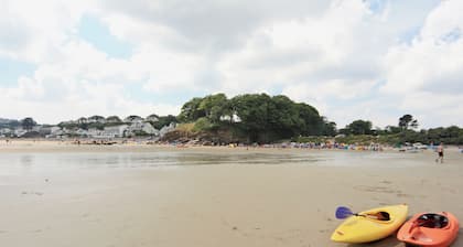 2 bedroom accommodation in Narbeth