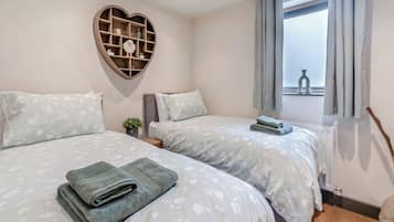 2 bedrooms, free WiFi, bed sheets