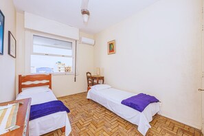 Apartment | 2 bedrooms, blackout curtains, iron/ironing board, free WiFi - Rj03 Ipanema Ap 2 quartos 200m da praia (Rio de Janeiro)