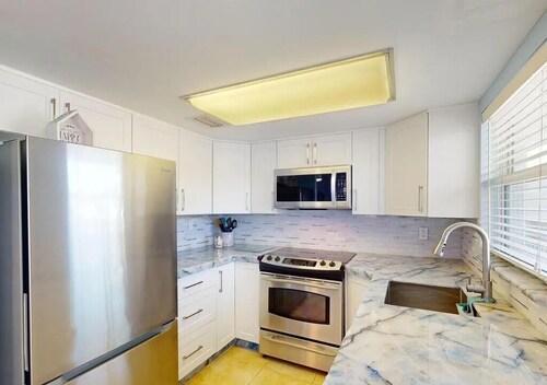 Steps From The Snook Inn, Olde Marco