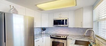 Steps From The Snook Inn, Olde Marco