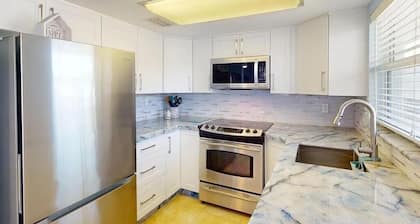 Steps From The Snook Inn, Olde Marco