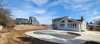 Front Row Views to Lambeau Field in this Spacious 4-bedroom house!