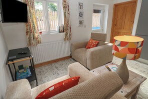 Cottage | Living area