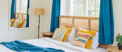 1 slaapkamer, een strijkplank/strijkijzer, wifi, beddengoed
