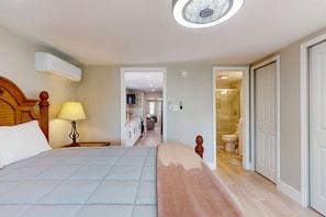 1 chambre, fer et planche à repasser, accès Internet, draps fournis