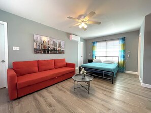 4 camere, ferro/asse da stiro, Wi-Fi, lenzuola