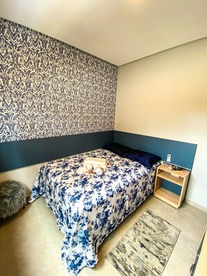 3 makuuhuonetta, silitysrauta/-lauta, Wi-Fi, vuodevaatteet