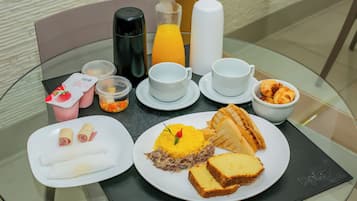 包含每日欧式早餐
