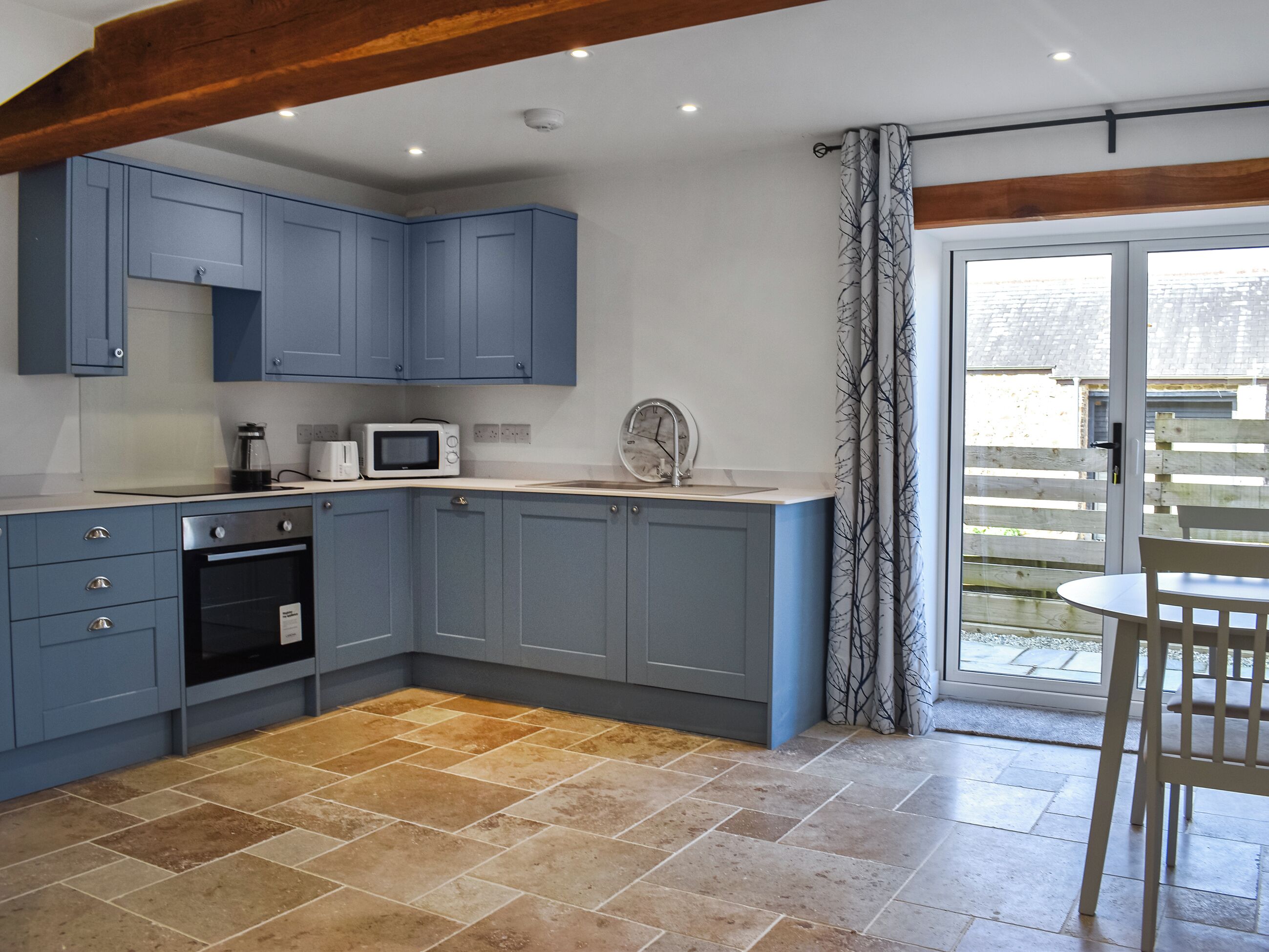 Lave-vaisselle, chaise haute