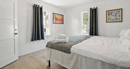 2BR Pet-Friendly Home # RV FREE