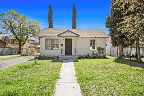 2BR Pet-Friendly Home # RV FREE