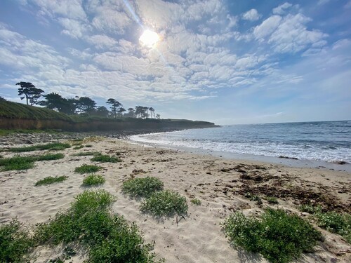 Exceptional House for Rent in Finistère between Wild Beaches and Modern Comfort
