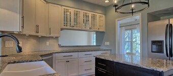 Spacious 7-bedroom House in Vestal