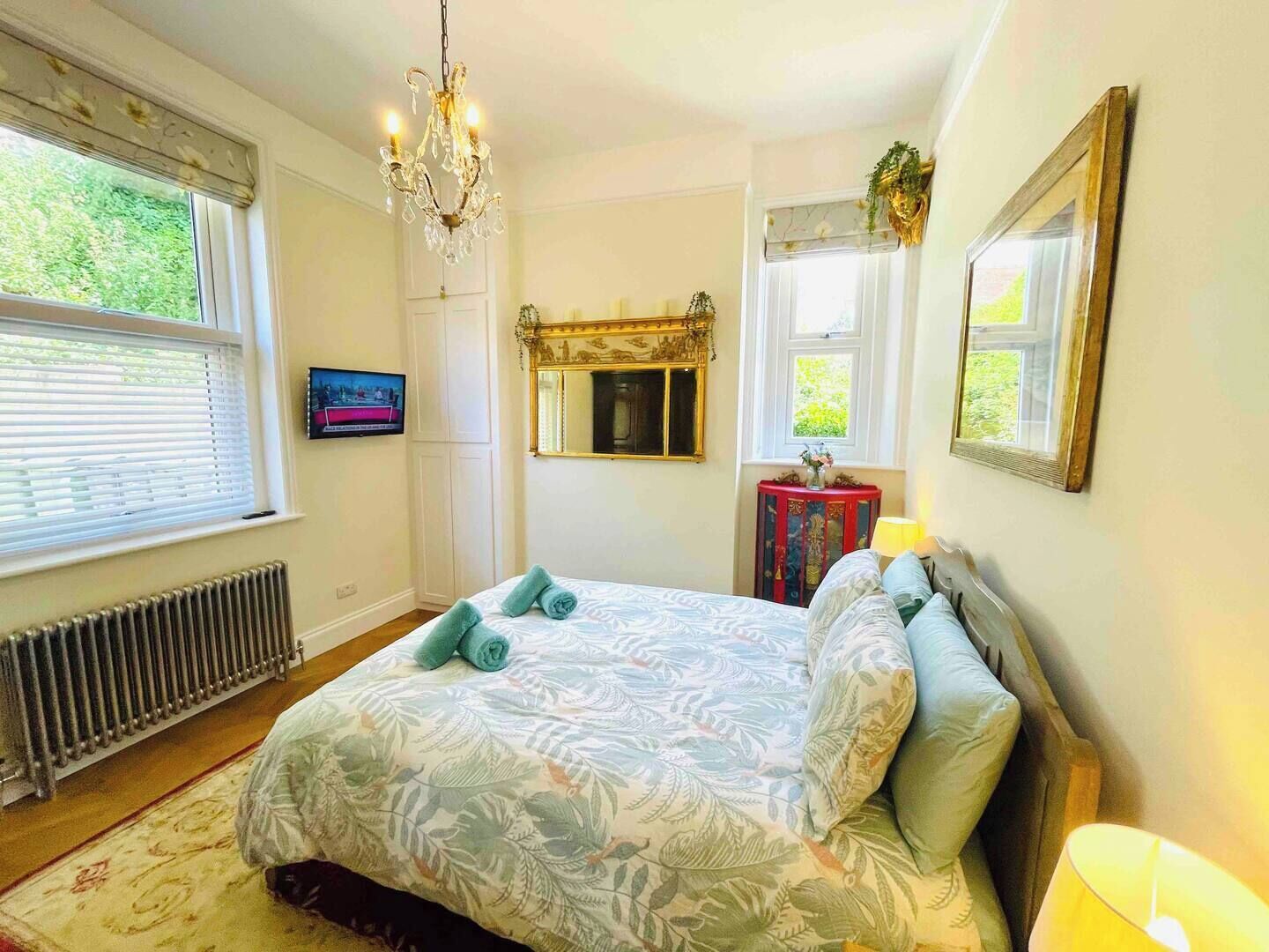 2 soverom, strykejern/-brett, wi-fi og sengetøy