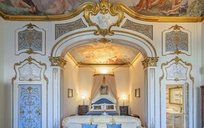 3 chambres, fer et planche à repasser, accès à Internet, literie fournie