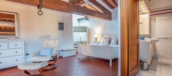 Apartment Banchi - Three Bedroom Villa, Sleeps 6