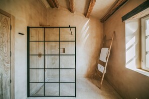 Interior - Farmhouse Istria - Five Bedroom Villa, Sleeps 10 (Kaldir)