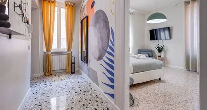 Velcro Apartment - Three Bedroom Villa, Sleeps 7