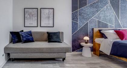 Apartment Pigneto - Three Bedroom Villa, Sleeps 9