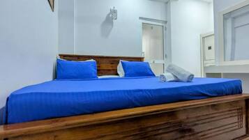 1 bedroom, iron/ironing board, WiFi