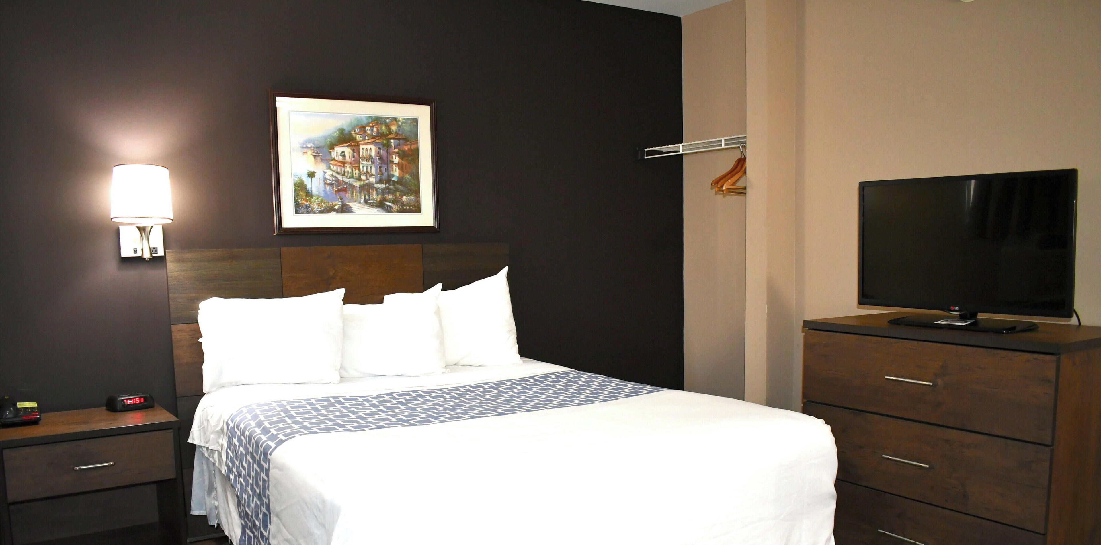 Ferro/asse da stiro, culle/letti per bambini (gratuiti)