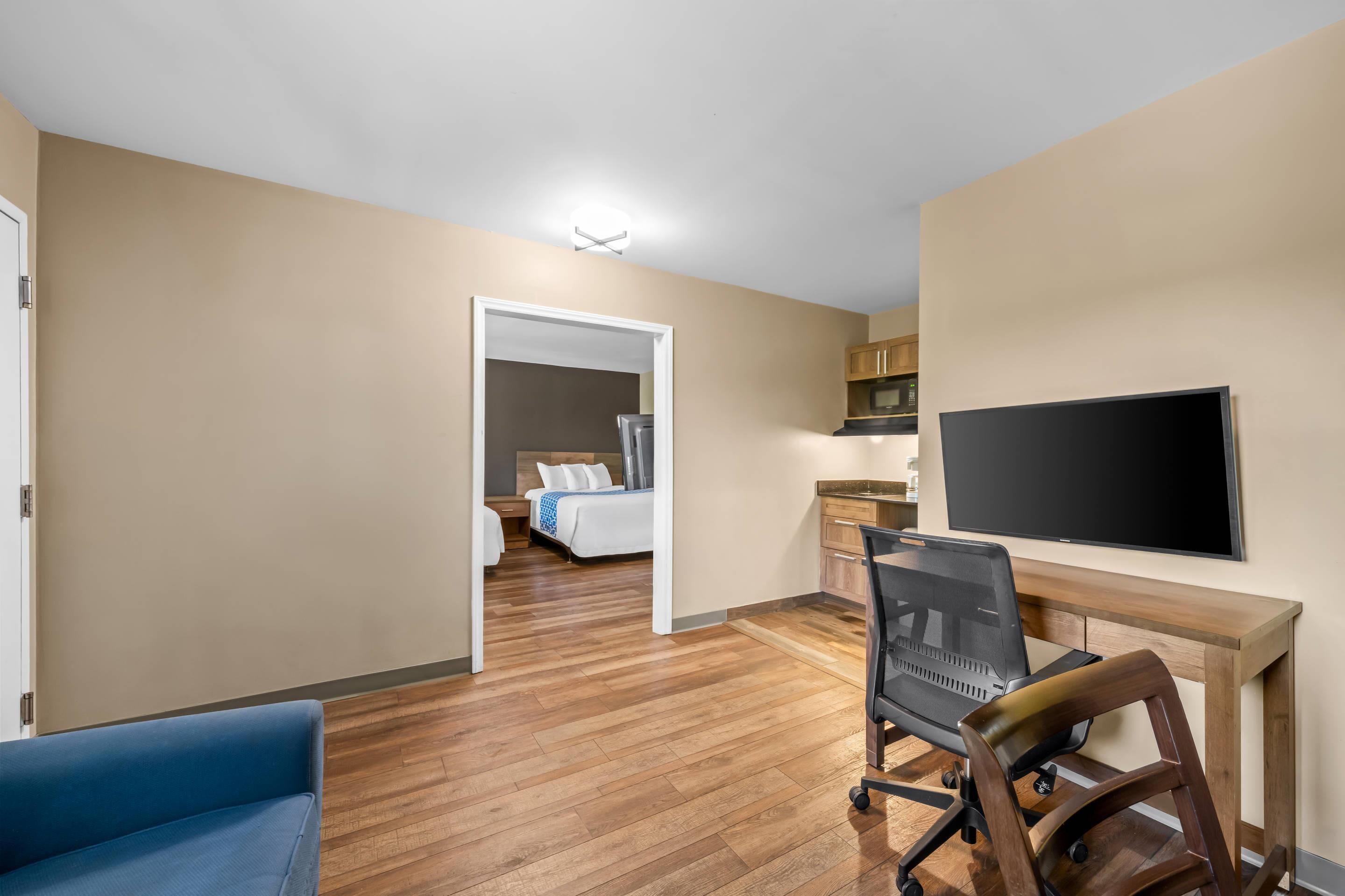 Photo - Suburban Studios Charlotte - Ballantyne