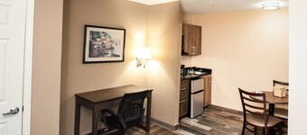 Suburban Studios Charlotte - Ballantyne