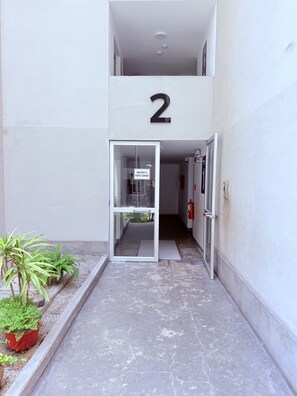 تفاصيل الفندق من الخارج