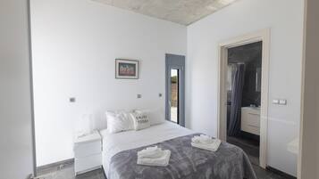 Villa, 5 Bedrooms, Private Pool, Garden View | 5 bedrooms