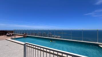 Piscina externa