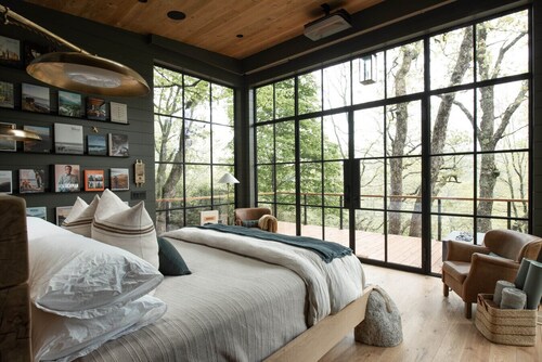 Hide Inn Seek | Bird Nest Treehouse