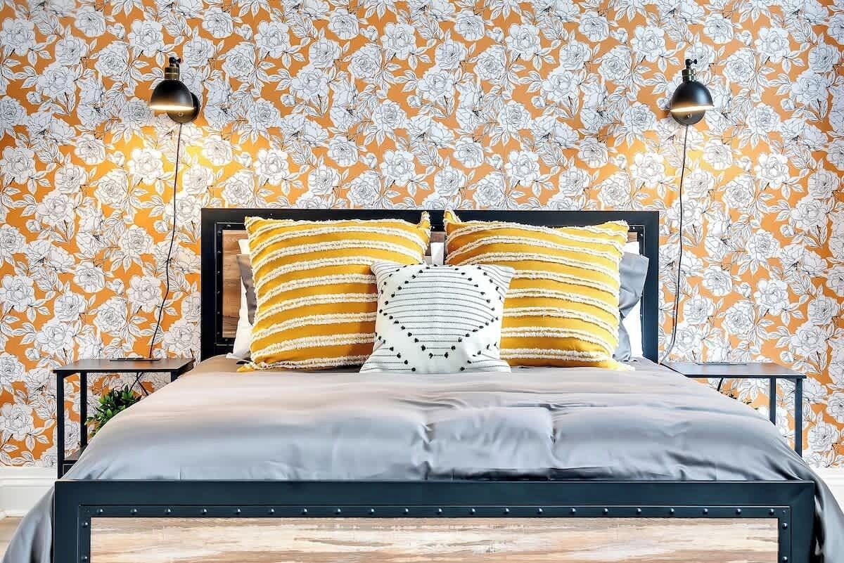 1 habitación, tabla de planchar con plancha, wifi y ropa de cama 