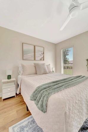 2 bedrooms, iron/ironing board, WiFi, bed sheets